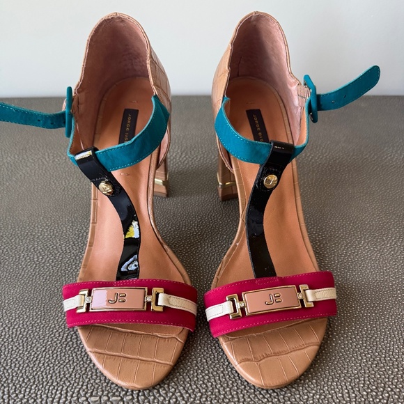 Shoes. Brand new, never worn. Size 37 (US equivalent 7) - Picture 1 of 7